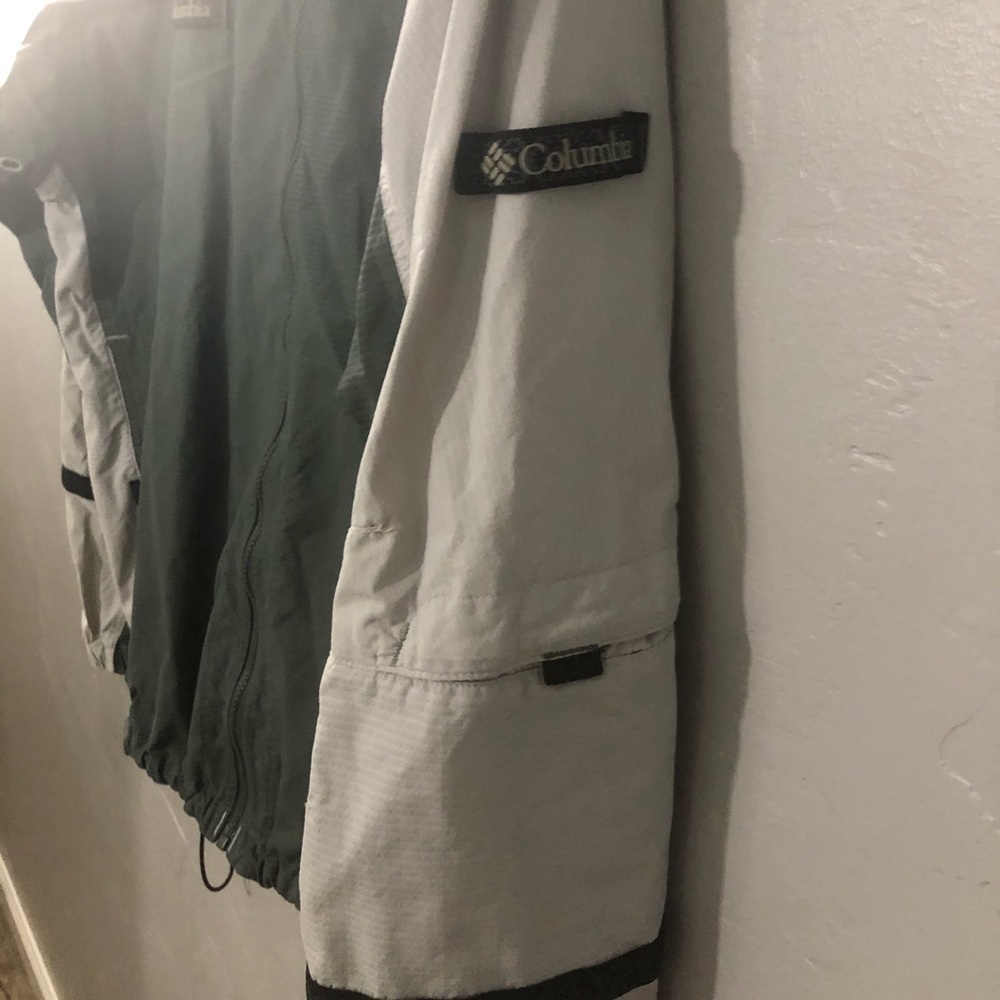 Columbia Sportswear Jacket In Excellent Condition size XXL. - Picture 5 of 6
